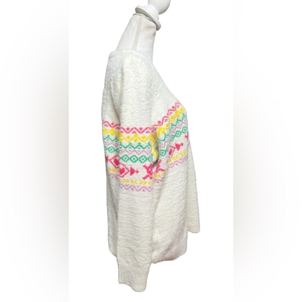 Torrid Fuzzy Yarn Crew Pullover Sweater - Fair Isle White 2X - Picture 3 of 6